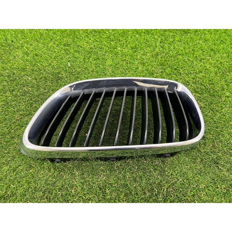 Решетка радиатора (наружные элементы кузова) BMW 2-series F22 2015 2.0 51137295521