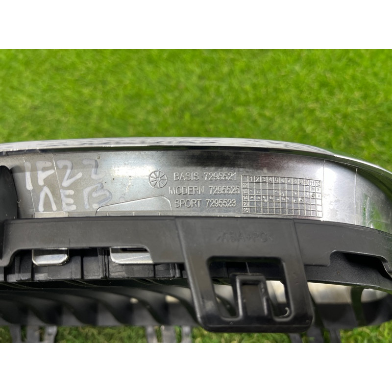 Решетка радиатора (наружные элементы кузова) BMW 2-series F22 2015 2.0 51137295521