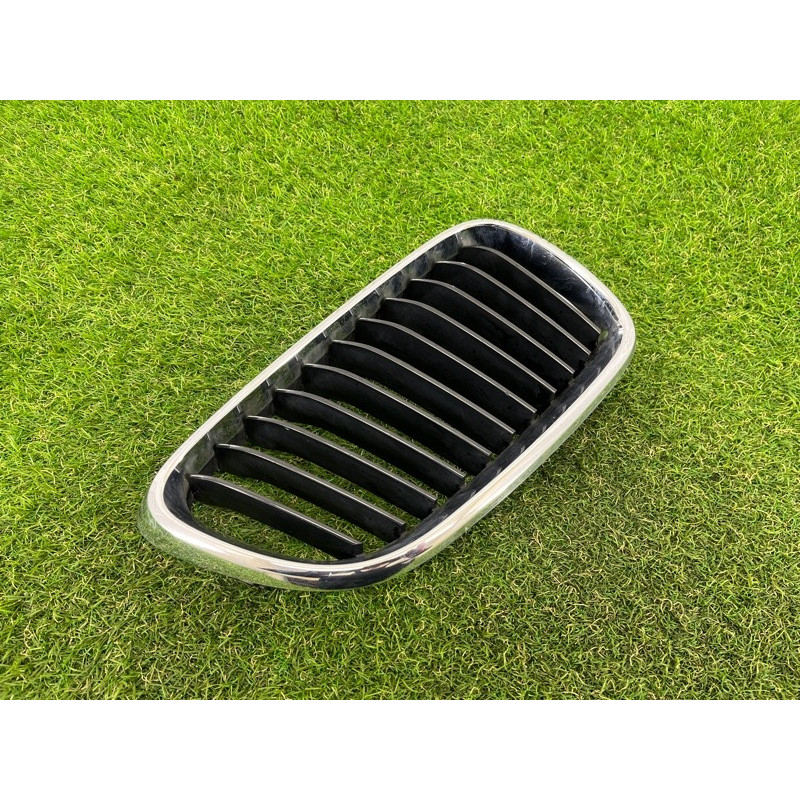 Решетка радиатора (наружные элементы кузова) BMW 2-series F22 2015 2.0 51137295522