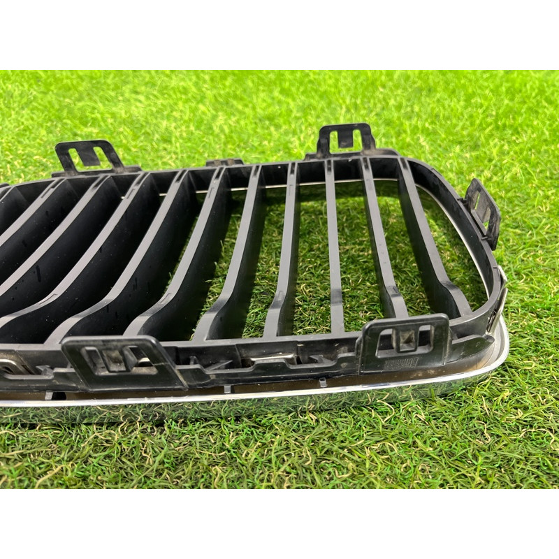 Решетка радиатора (наружные элементы кузова) BMW 2-series F22 2015 2.0 51137295522