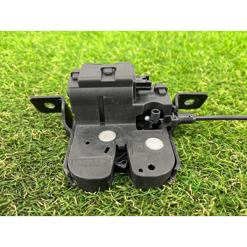 Замок багажника (кузов и элементы) BMW 2-series F22 2015 2.0 51247304559