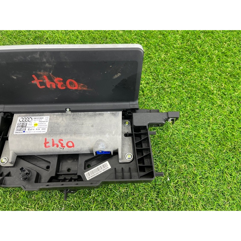 Монитор (электрика) AUDI A4 B9 2017 2.0 8W1919605