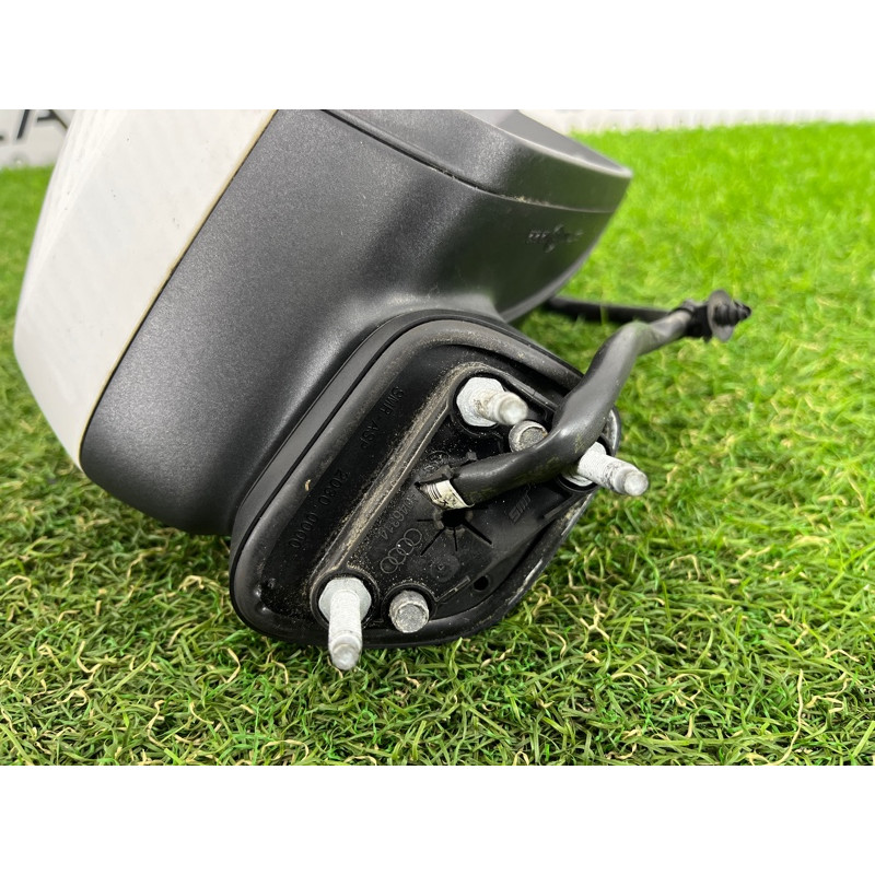 Зеркало (стекла и зеркала) AUDI A3 8V 2018 2.0 CZRA 8V5857410AC9B9