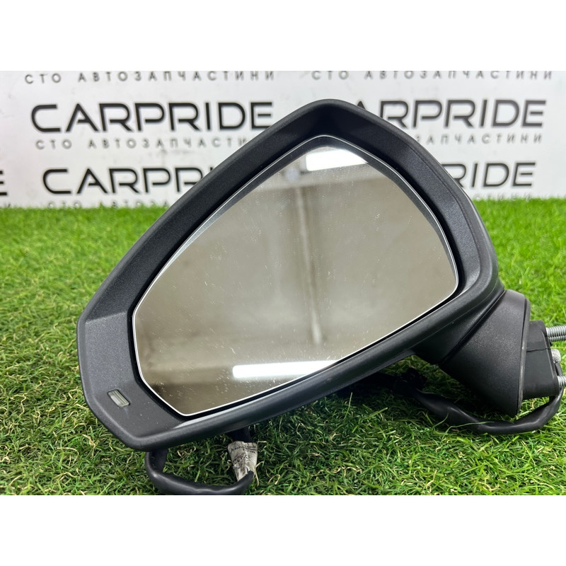 Зеркало (стекла и зеркала) AUDI A3 8V 2018 2.0 CZRA 8V5857409AA9B9