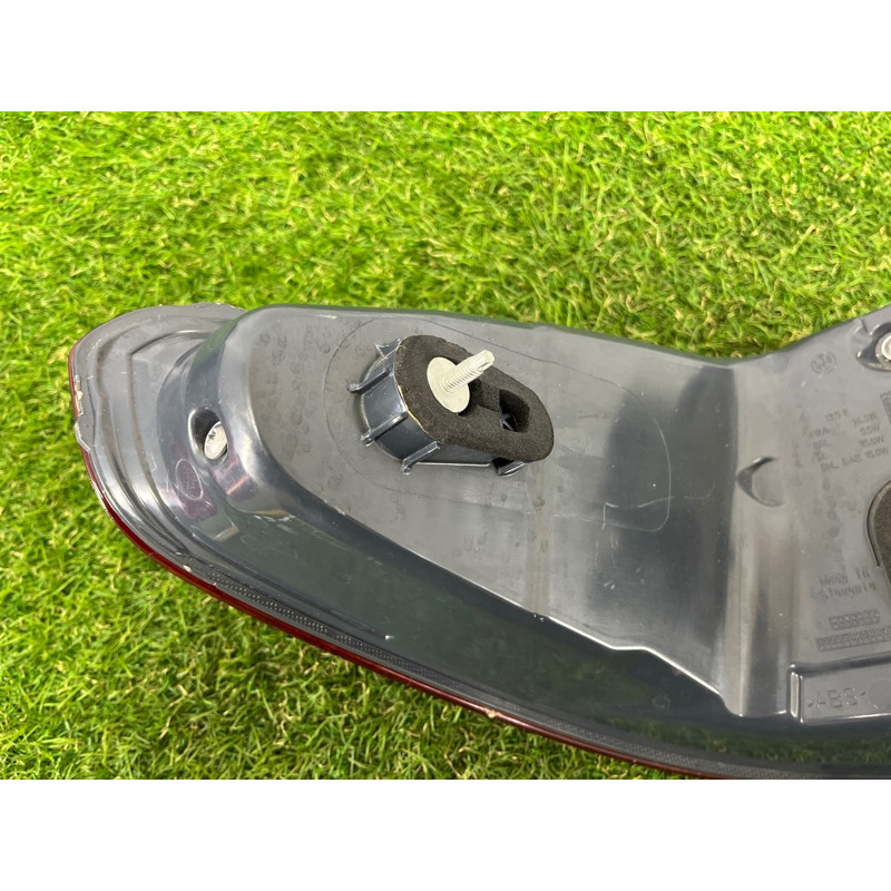 Задній ліхтар (оптика - оптика) BMW 5-series G30 2017 2.0 B46B20 63217376470