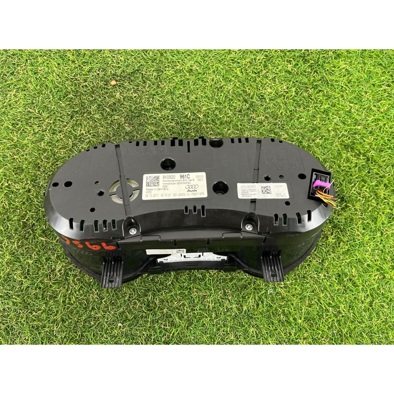 Панель приборов (салон) AUDI A3 8V 2018 2.0 CZRA 8V0920961C