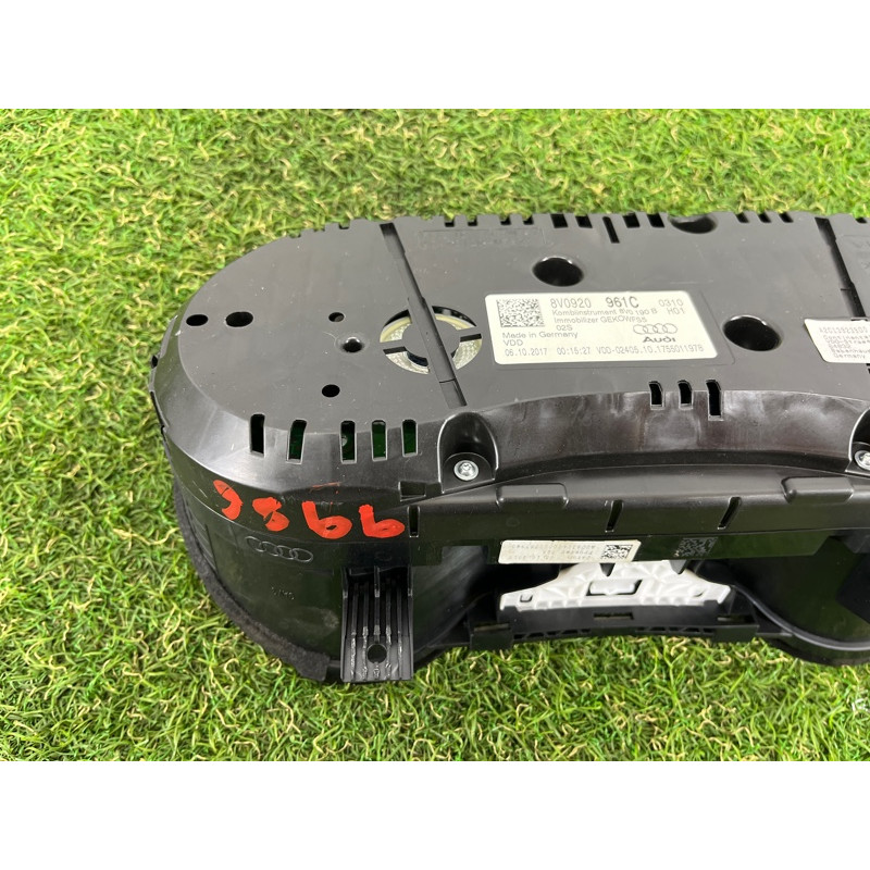 Панель приборов (салон) AUDI A3 8V 2018 2.0 CZRA 8V0920961C