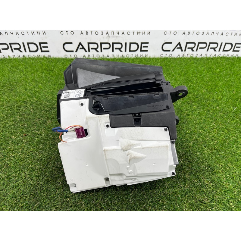 Проекційний дисплей (електрика) BMW 5-series G30 2017 2.0 B46B20 62308784915