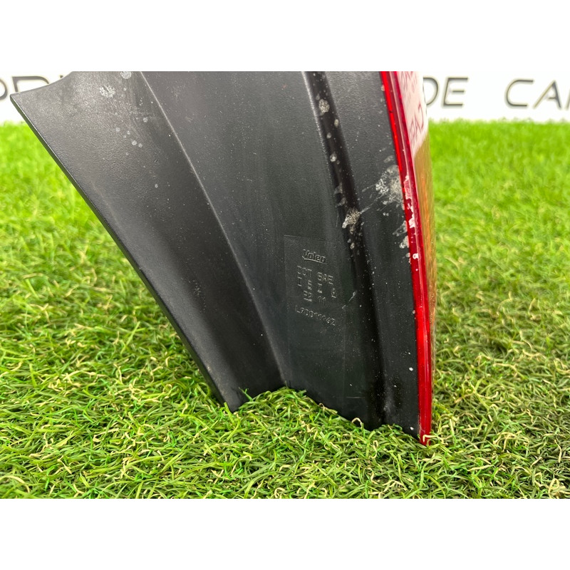 Задний фонарь (оптика) Volkswagen Touareg FL 2015 3.6 7P6945208A