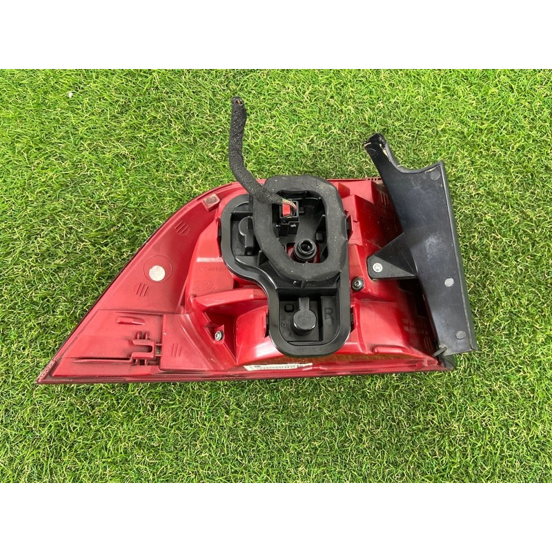 Задний фонарь (оптика) Volkswagen Touareg FL 2015 3.6 7P6945208A