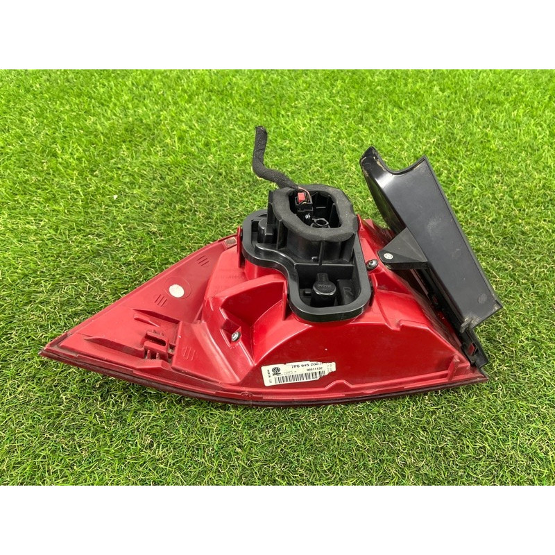 Задний фонарь (оптика) Volkswagen Touareg FL 2015 3.6 7P6945208A