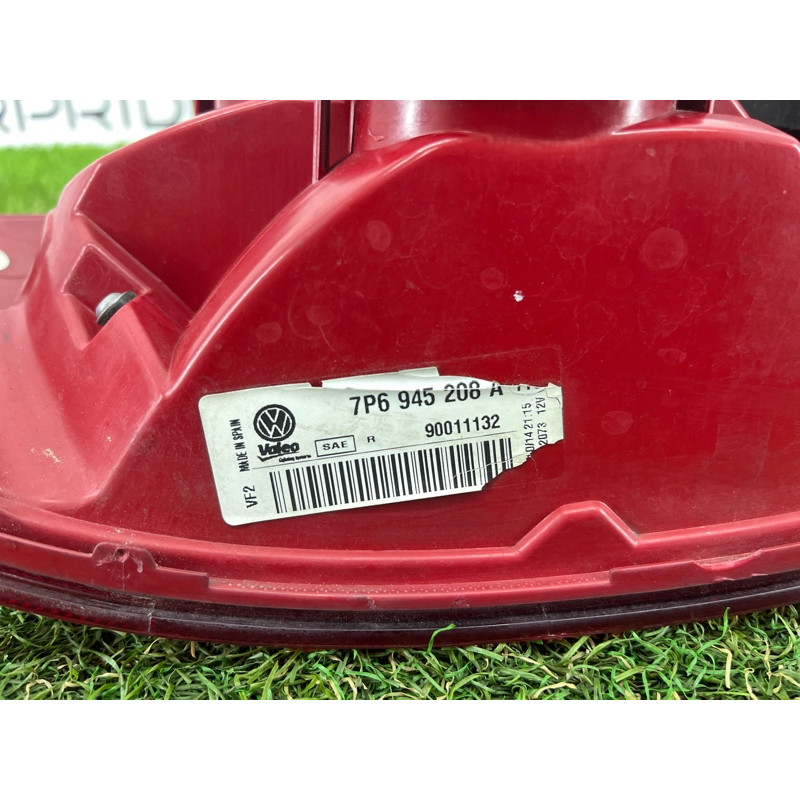 Задний фонарь (оптика) Volkswagen Touareg FL 2015 3.6 7P6945208A