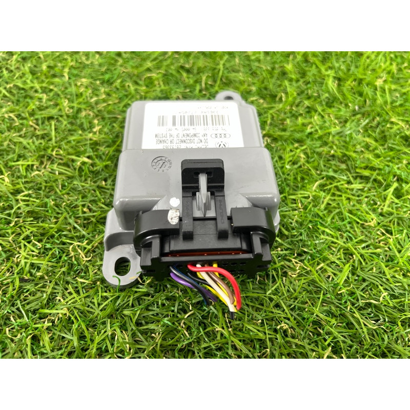 Датчик присутствия пассажира (электрика / датчики) Volkswagen Touareg NF 2012 3.6 7P6959339