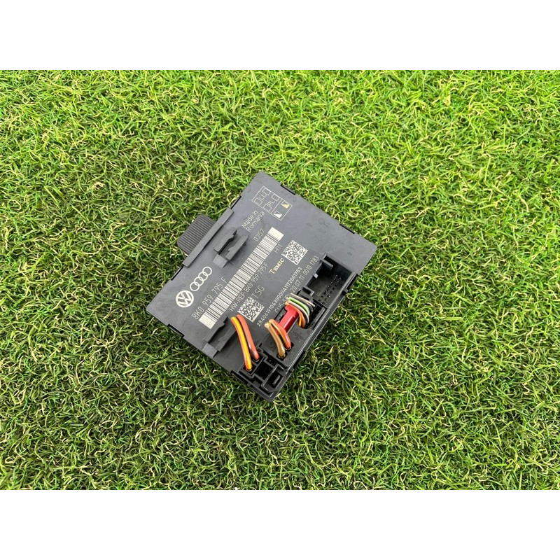 Блок управления дверьми (электрика / блок управления) AUDI Q5 8R 2012 3.2 CALB 8K0959795F