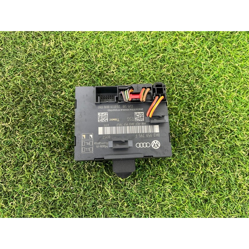 Блок управления дверьми (электрика / блок управления) AUDI Q5 8R 2012 3.2 CALB 8K0959795F