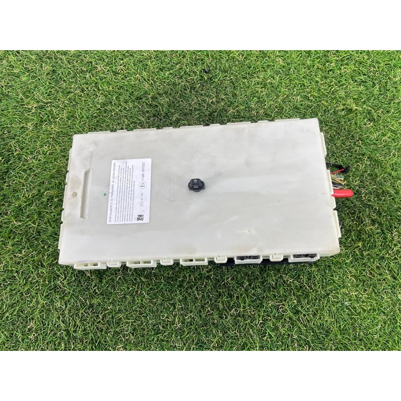 Блок FEM (электрика / блок управления) BMW 2-series F22 2015 2.0 61359381102