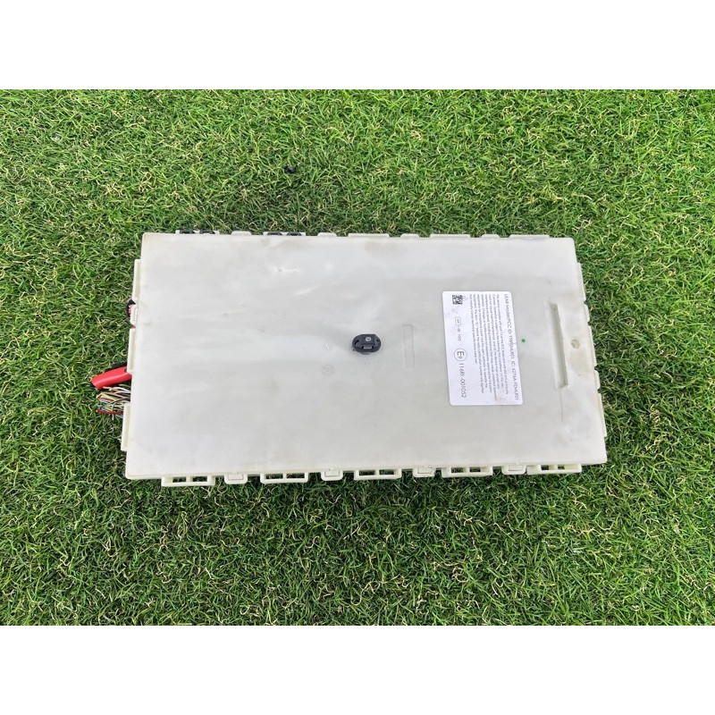 Блок FEM (электрика / блок управления) BMW 2-series F22 2015 2.0 61359381102