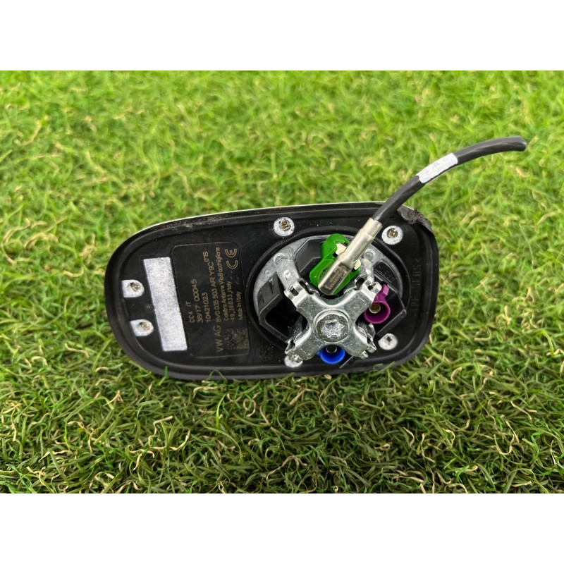 Антенна (электрика) AUDI A3 8V 2018 2.0 CZRA 8V0035503ARGRU