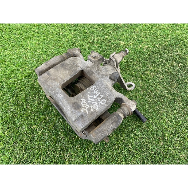 Суппорт тормозной (тормозная система) Dodge Journey SXT 2013 3.6 68159524AA