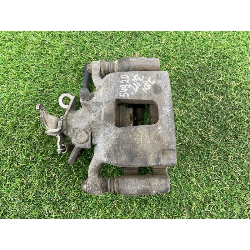 Суппорт тормозной (тормозная система) Dodge Journey SXT 2013 3.6 68159524AA