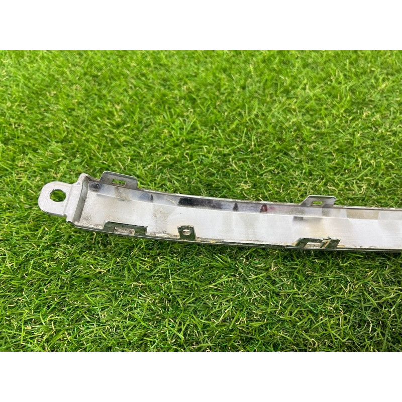 Молдинг бампера (кузов и элементы) Volkswagen Touareg FL 2015 3.6 7P6853835