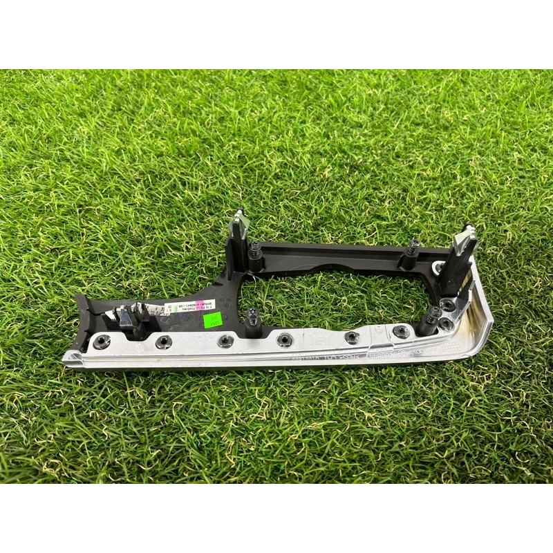 Декоративная накладка торпедо (салон) BMW 5-series F10 2011 3.0 51459192941