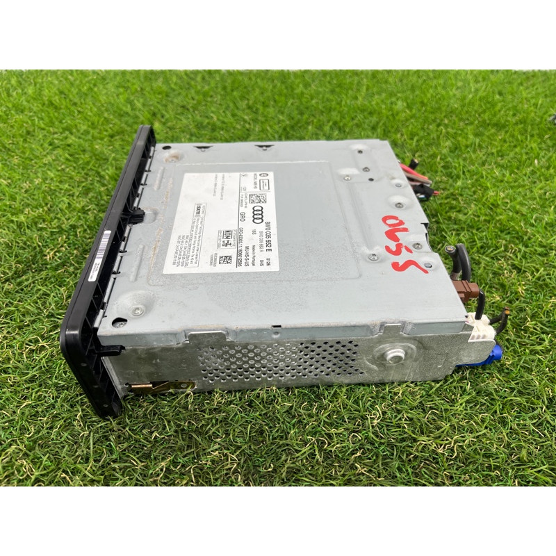 Блок управления мультимедиа (электрика / блок управления) AUDI A4 B9 2017 2.0 8W0035654E