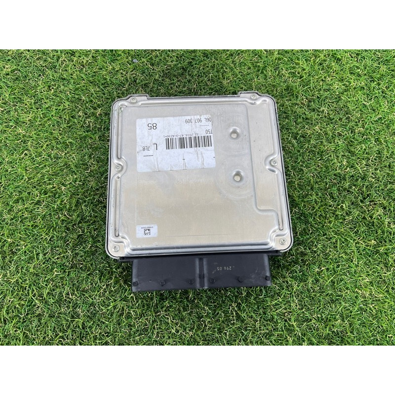 Блок управления двигателем (электрика / блок управления) AUDI A4 B9 2017 2.0 8W0907115C8W0