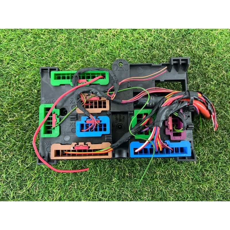 Блок запобіжників (електрика) BMW 5-series G30 2017 2.0 B46B20 61149393144