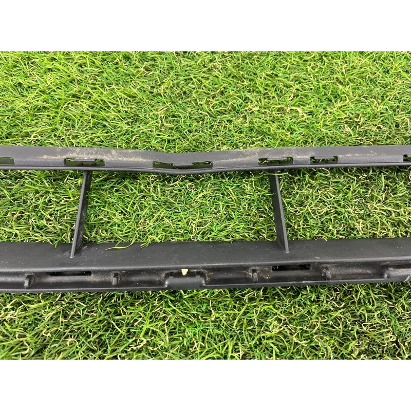 Решітка бампера (кузов і елементи) Volkswagen Touareg NF 2011 3.6 7P68536739B9