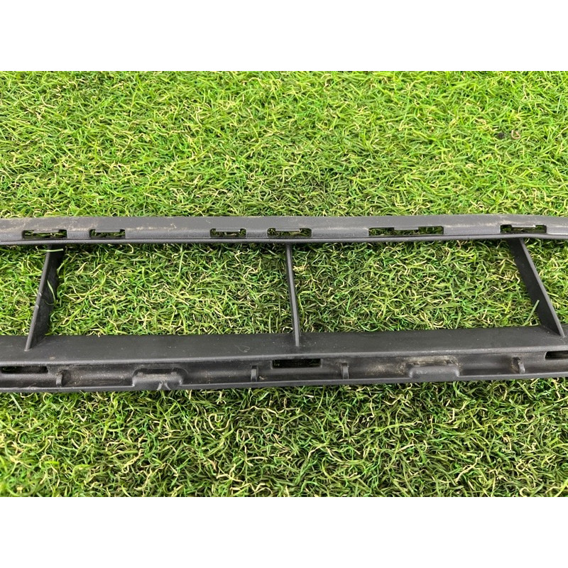 Решітка бампера (кузов і елементи) Volkswagen Touareg NF 2011 3.6 7P68536739B9