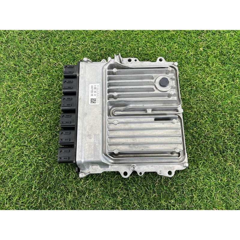 Блок управління двигуном (електрика / блок управління) BMW 5-series G30 2017 2.0 B46B20 12148686190