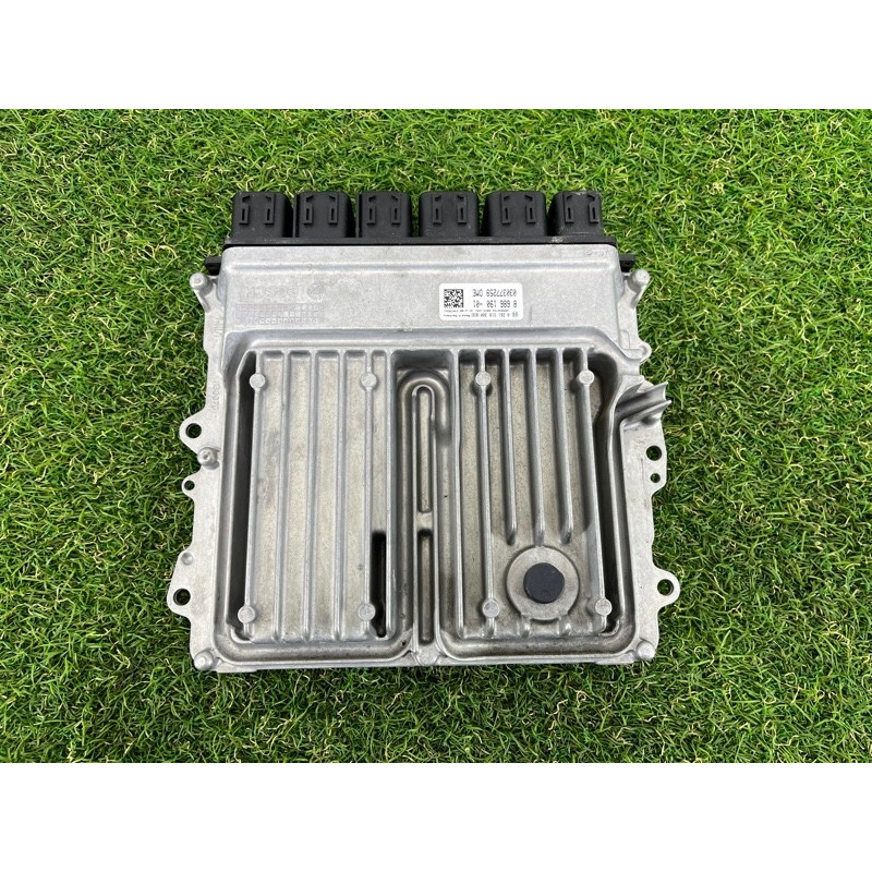 Блок управління двигуном (електрика / блок управління) BMW 5-series G30 2017 2.0 B46B20 12148686190