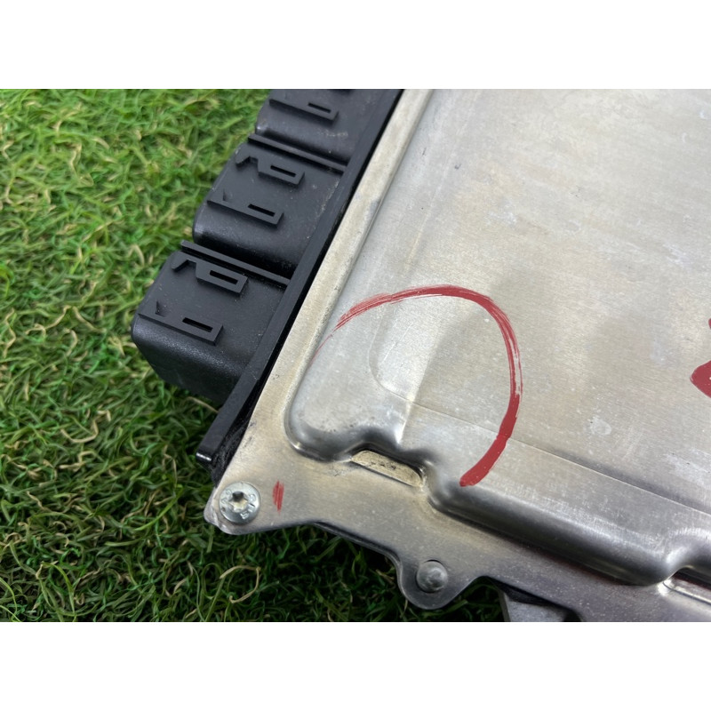 Блок управління двигуном (електрика / блок управління) BMW 5-series G30 2017 2.0 B46B20 12148686190