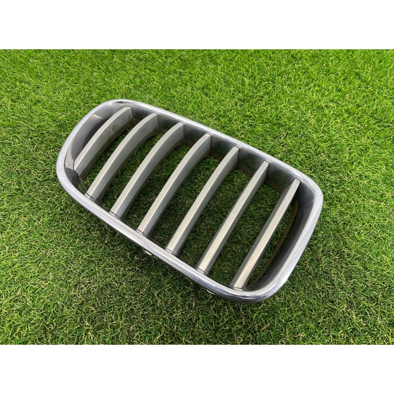 Решетка радиатора (наружные элементы кузова) BMW X3 F25 2012 3.0 51117237422