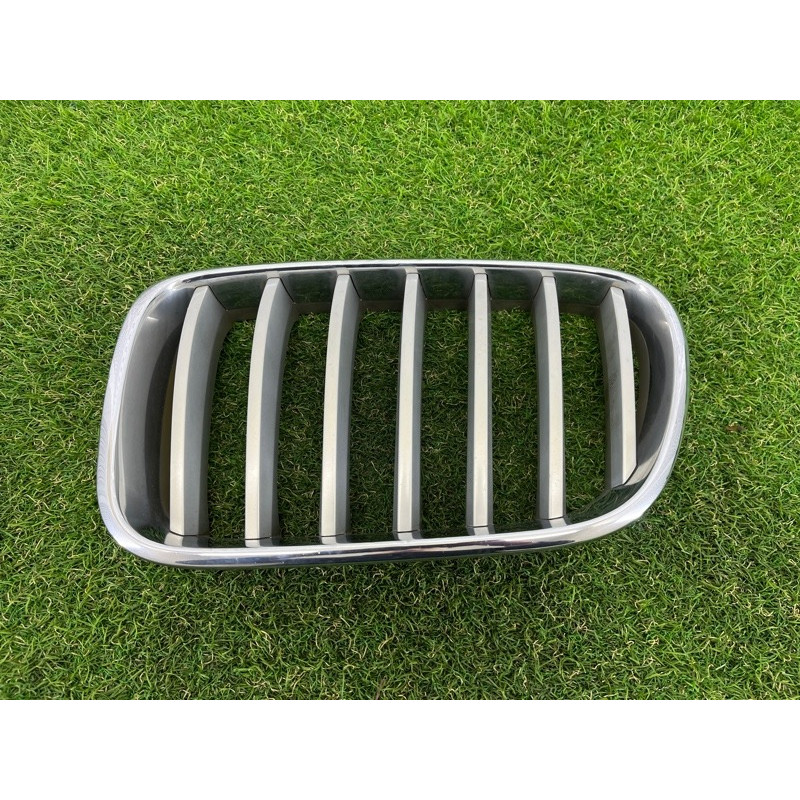 Решетка радиатора (наружные элементы кузова) BMW X3 F25 2012 3.0 51117237421