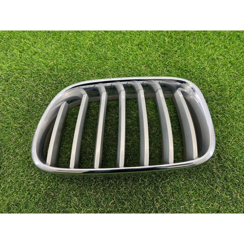 Решетка радиатора (наружные элементы кузова) BMW X3 F25 2012 3.0 51117237421