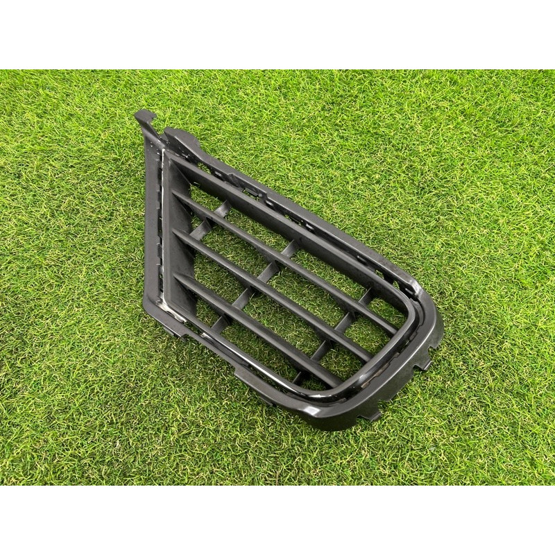 Решетка бампера (кузов и элементы) Volkswagen Touareg FL 2015 3.6 7P6853665B9B9