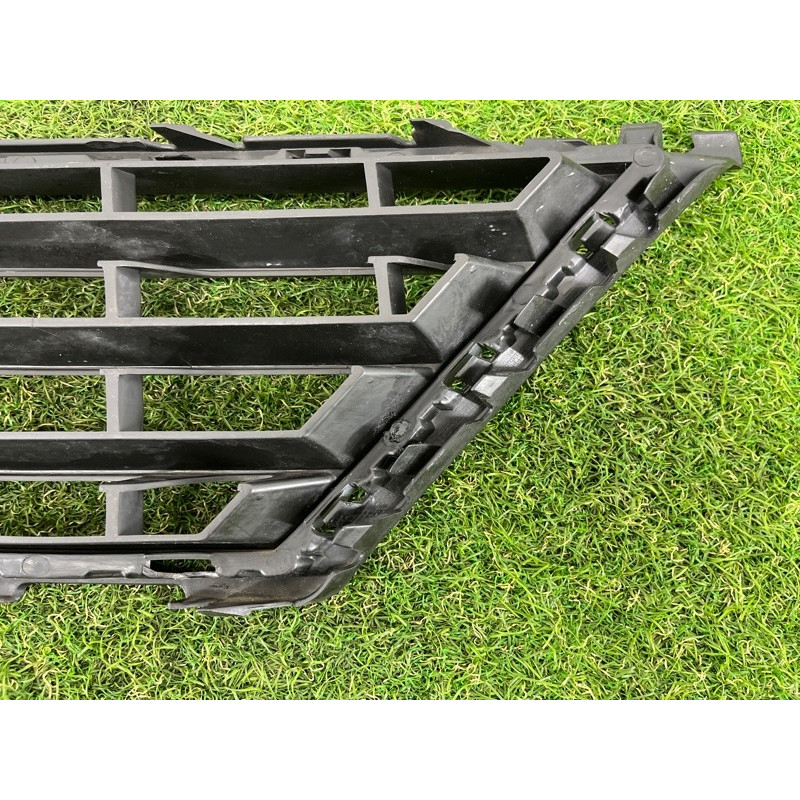 Решетка бампера (кузов и элементы) Volkswagen Touareg FL 2015 3.6 7P6853665B9B9