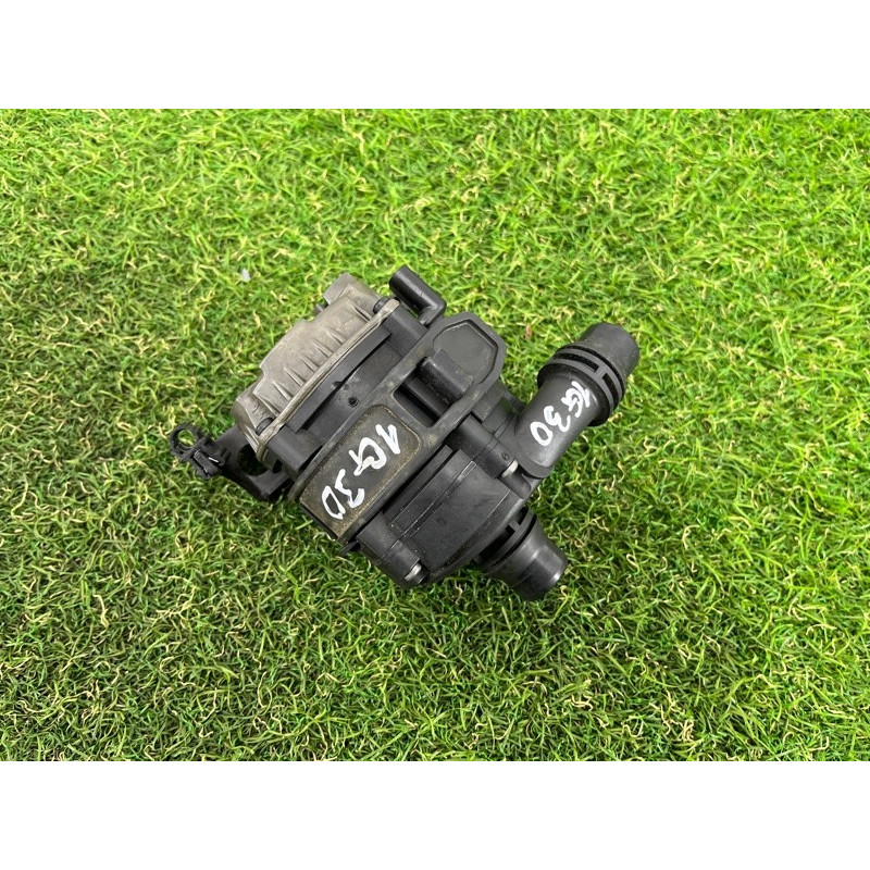 Помпа електрична (електрика) BMW 5-series G30 2017 2.0 B46B20 11518482744