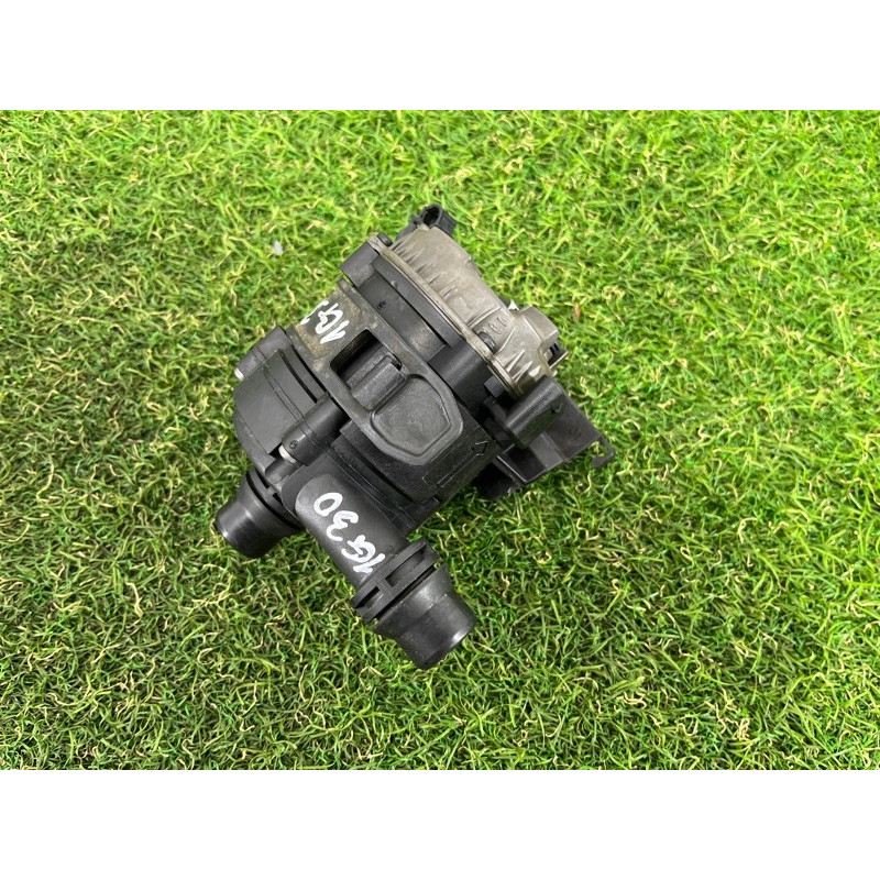 Помпа електрична (електрика) BMW 5-series G30 2017 2.0 B46B20 11518482744