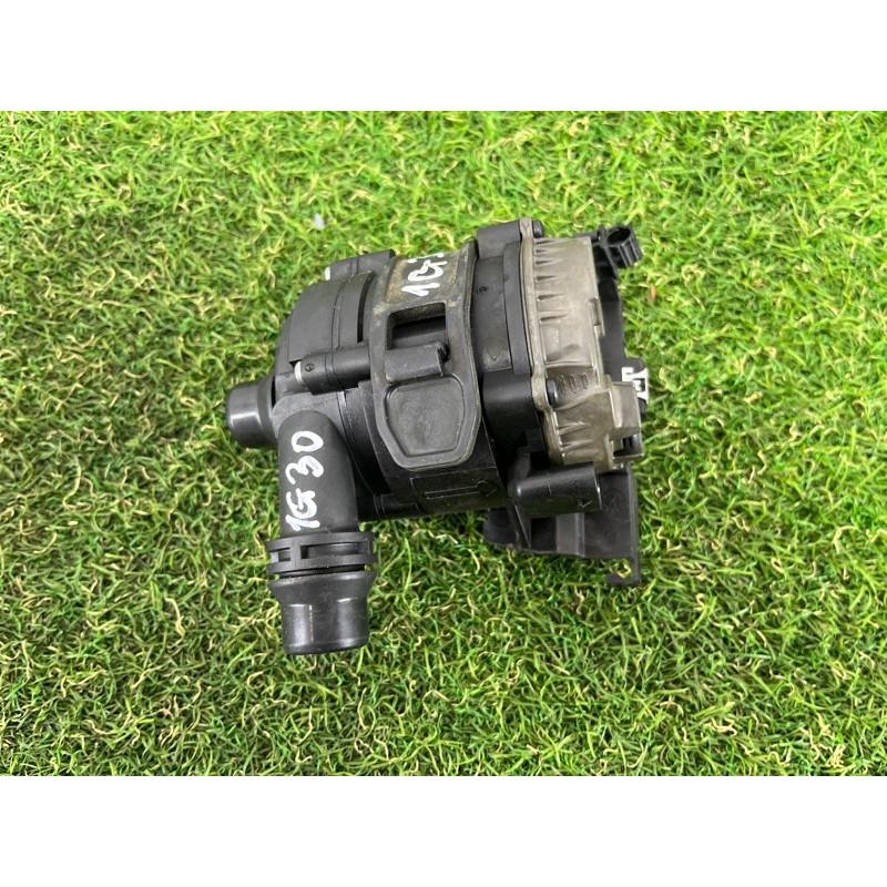 Помпа електрична (електрика) BMW 5-series G30 2017 2.0 B46B20 11518482744