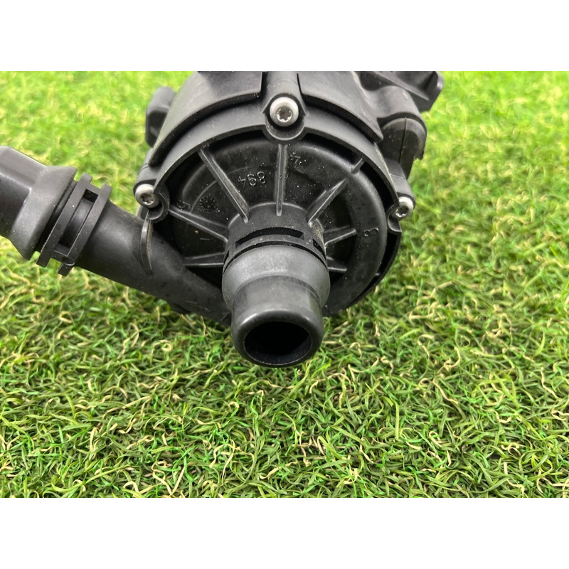 Помпа електрична (електрика) BMW 5-series G30 2017 2.0 B46B20 11518482744