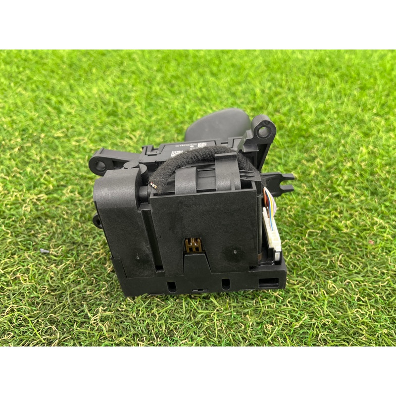 Селектор АКПП (трансмісія) BMW 5-series G30 2017 2.0 B46B20 61319458751