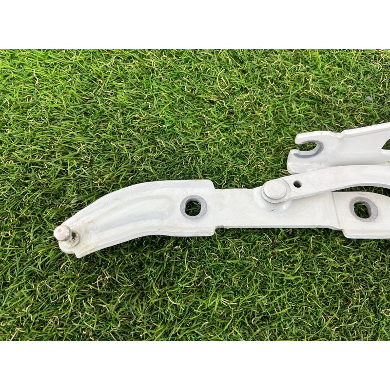 Петля багажника (кузов и элементы) BMW 2-series F22 2015 2.0 41007373847