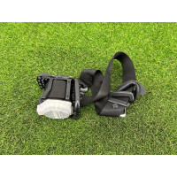 Ремень безопасности