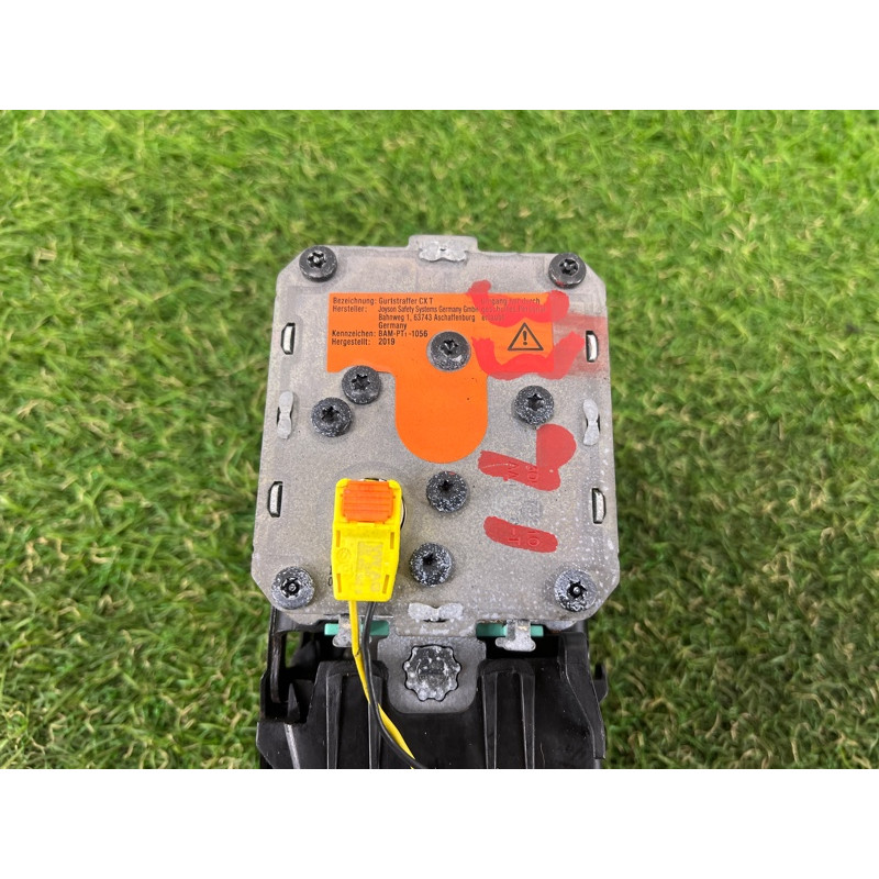 Ремень безопасности (airbag/безопасность) Volkswagen Touareg FL 2015 3.6 7P0857705FUHQ