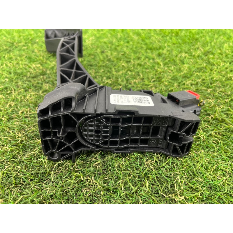 Педаль газа (электрика двигателя) AUDI A3 8V 2018 2.0 CZRA 5Q1723503H