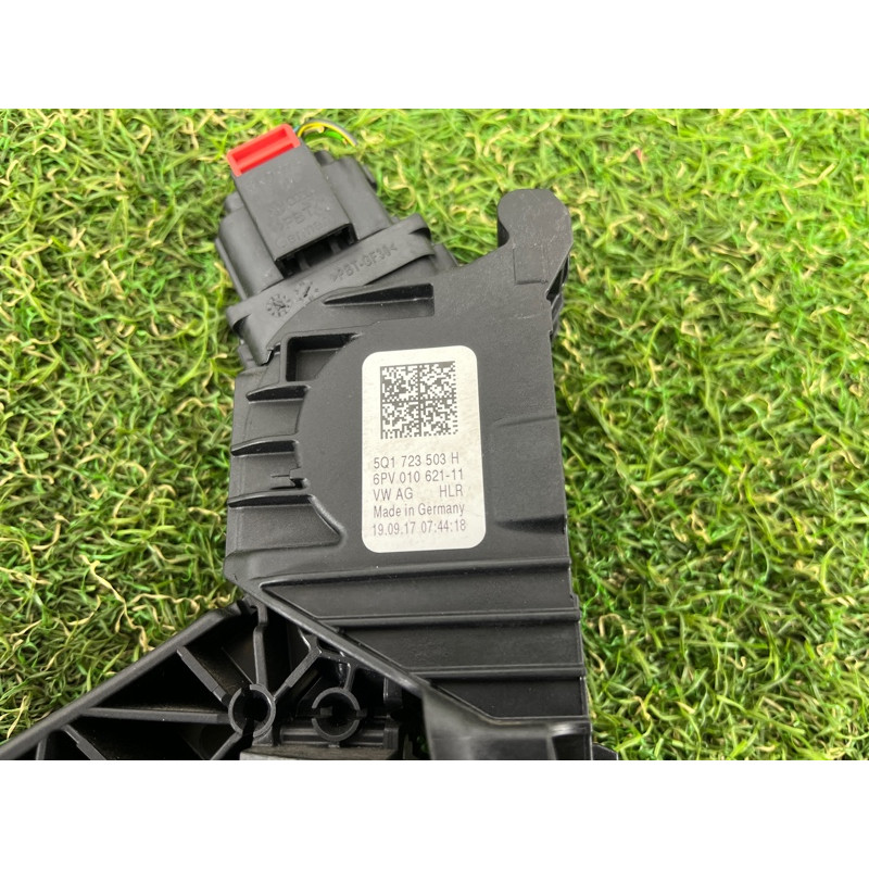 Педаль газа (электрика двигателя) AUDI A3 8V 2018 2.0 CZRA 5Q1723503H