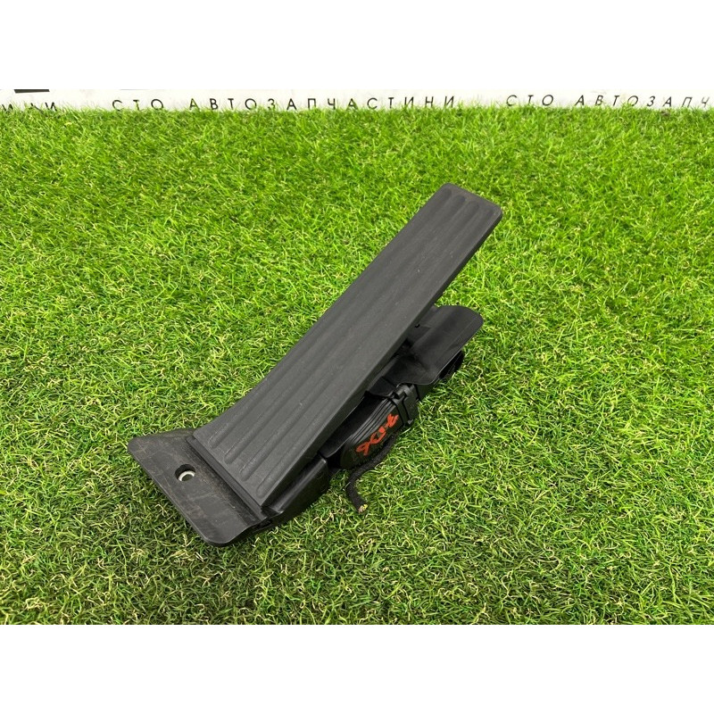 Педаль газа (электрика двигателя) BMW 2-series F22 2015 2.0 35406889818